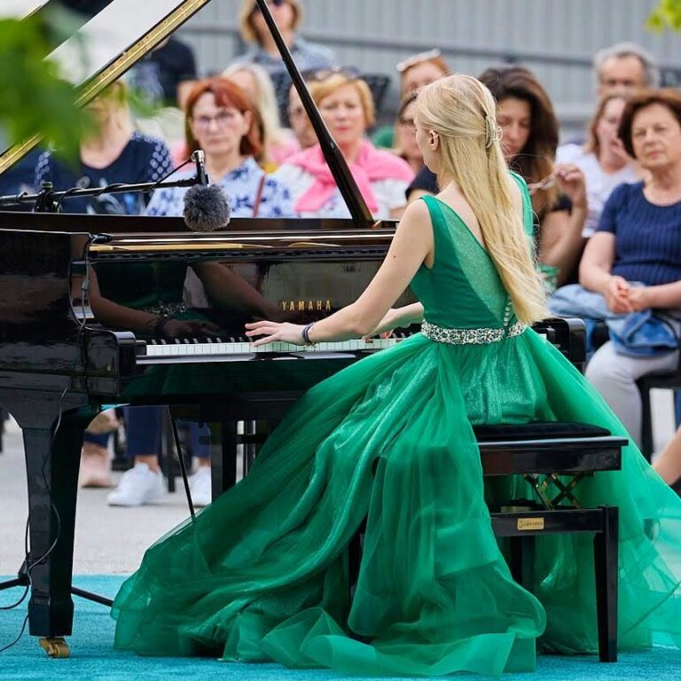 Concert cycle of the City of Osijek 2023. – Mia Pečnik, piano (1)